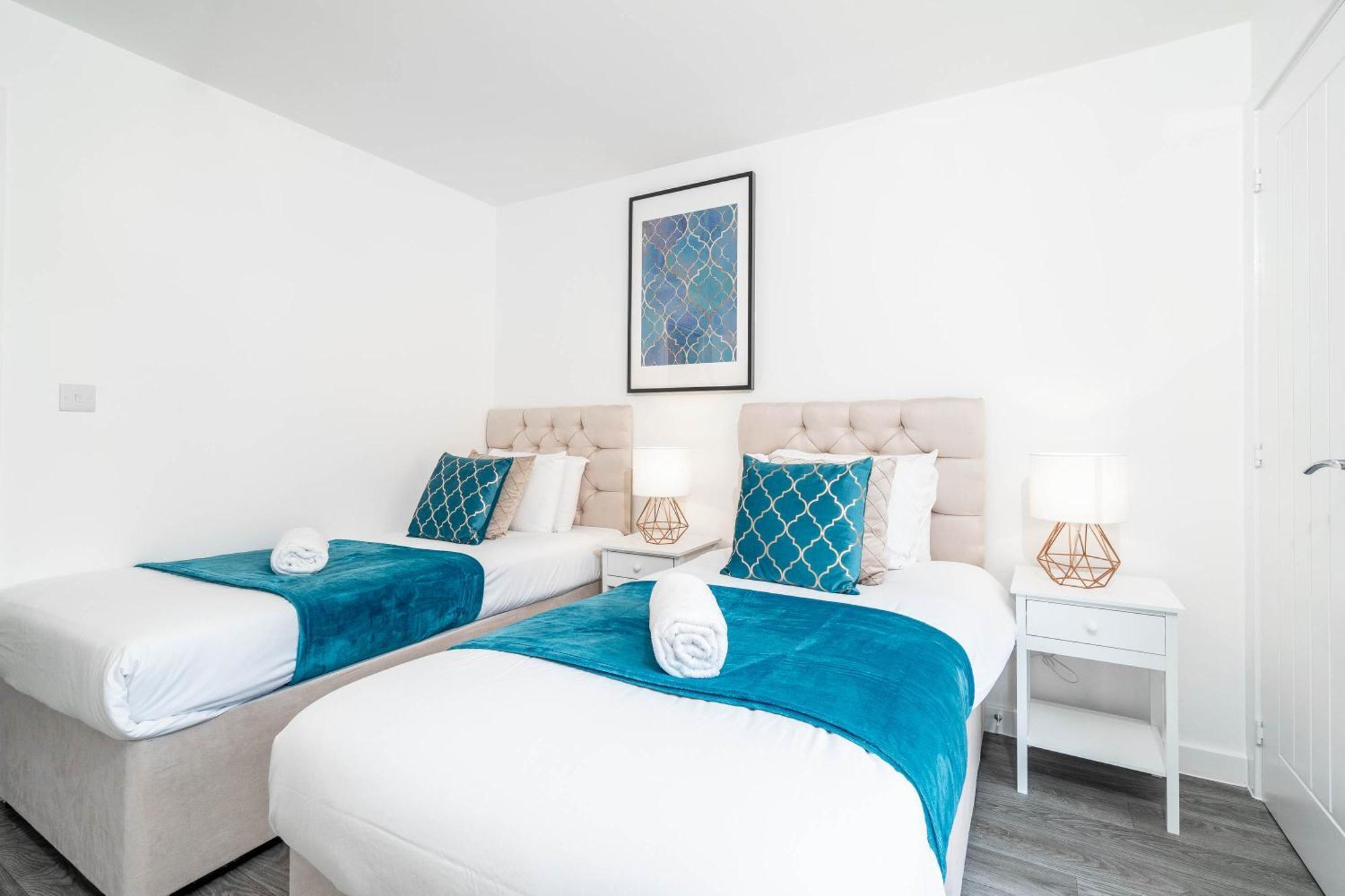 Luxury Apartment - Twin Beds - Selly Oak - Off-Street Parking - Free Netflix & Wifi - Top Rated 9Cc Бирмингам Екстериор снимка