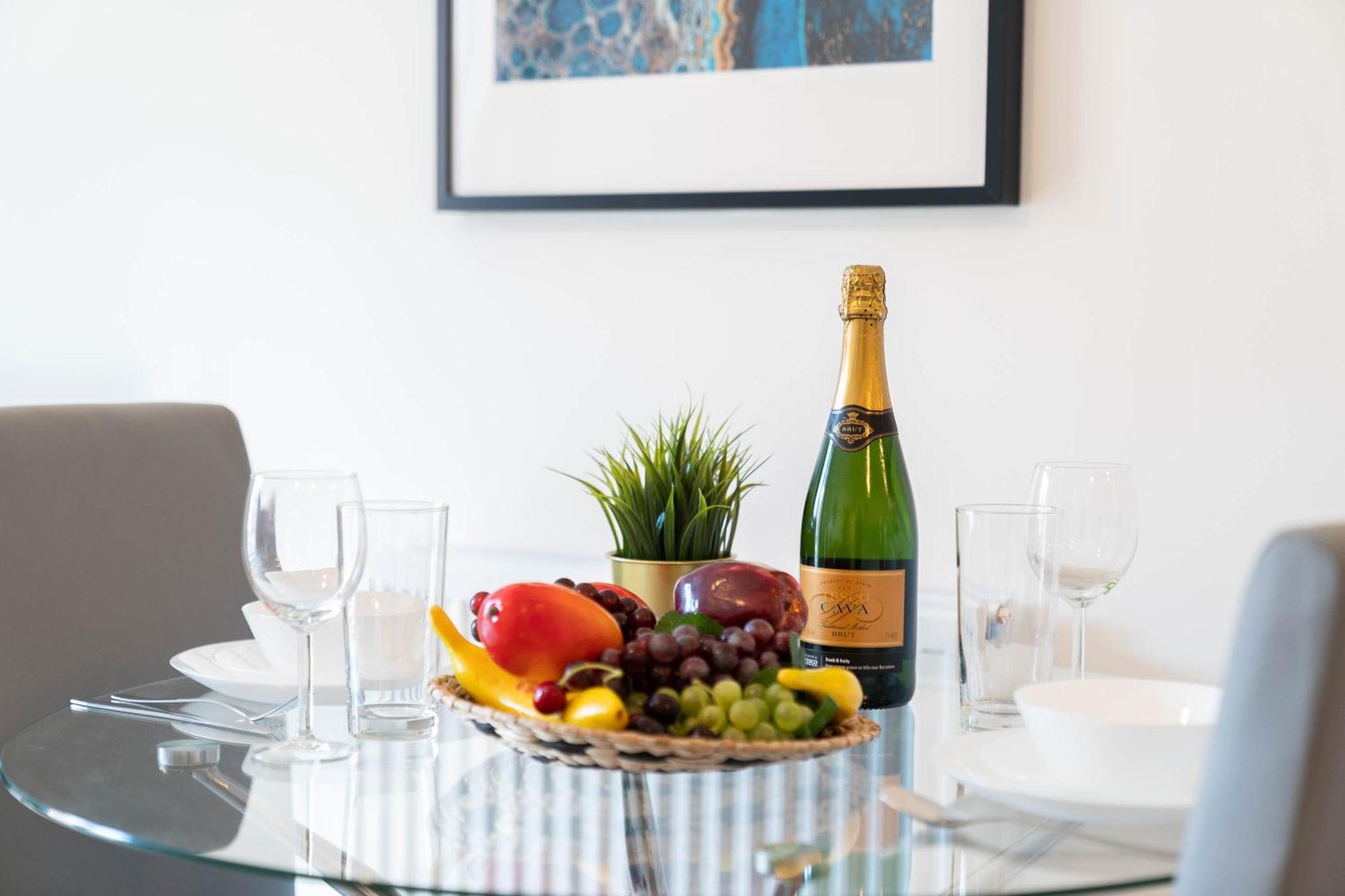 Luxury Apartment - Twin Beds - Selly Oak - Off-Street Parking - Free Netflix & Wifi - Top Rated 9Cc Бирмингам Екстериор снимка